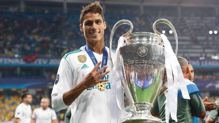 Raphaël Varane sorprende con su decisión de retirarse.