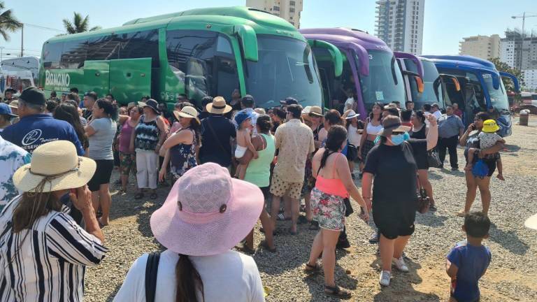 El pasado 22 de junio, 240 turistas resultaron también ser víctimas de fraude cibernético, al llegar a Mazatlán no existía el hotel donde había reservado vía internet.