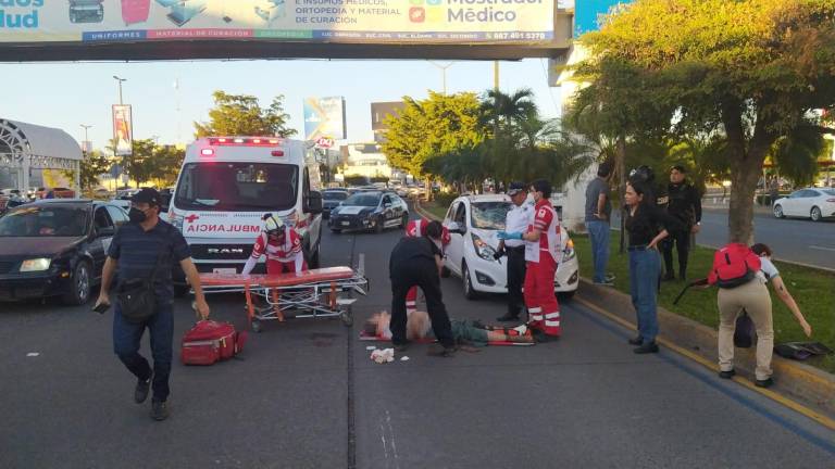 Atropellan a mujer mayor en el Tres Ríos en Culiacán