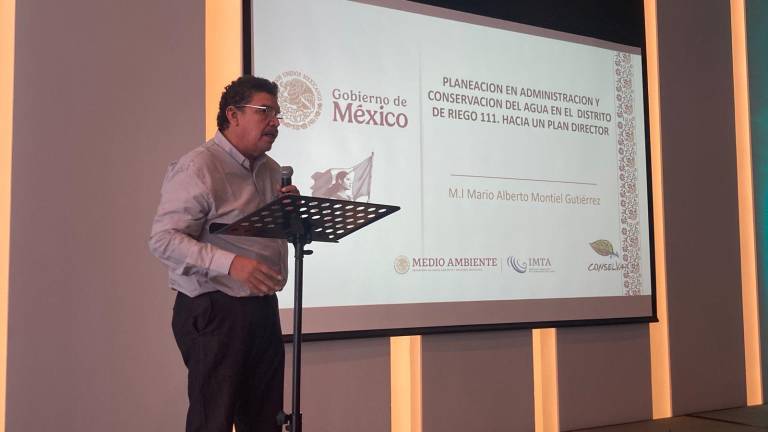 Mario Montiel, del Instituto Mexicano de Tecnología del Agua, participó este viernes en el Foro Seguridad Hídrica para Distritos de Riego, organizado por Conselva.