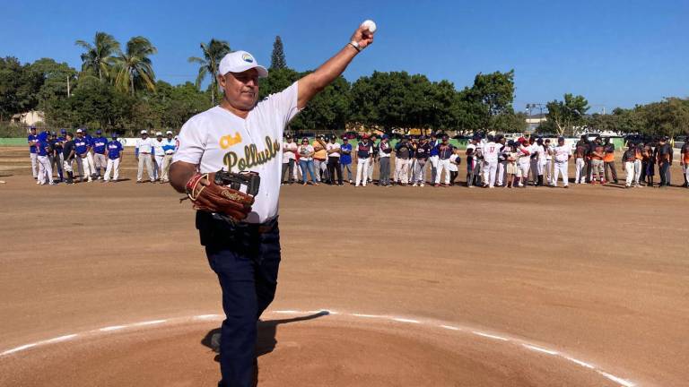 Inauguran temporada 45 de Beisbol, en Club Polluelos