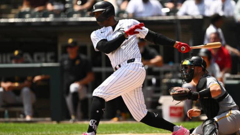 Eloy Jiménez pasa a los Orioles en canje con Medias Blancas