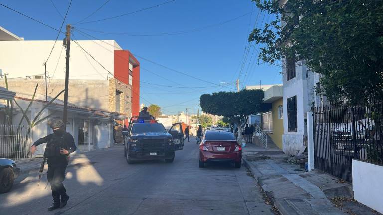 Balean vivienda de la colonia Morelos, en Culiacán