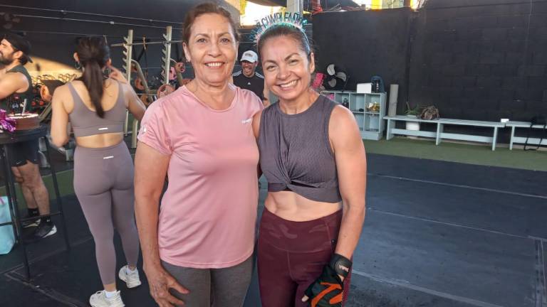 Con burpees, celebra Jaqueline Bojórquez su cumpleaños