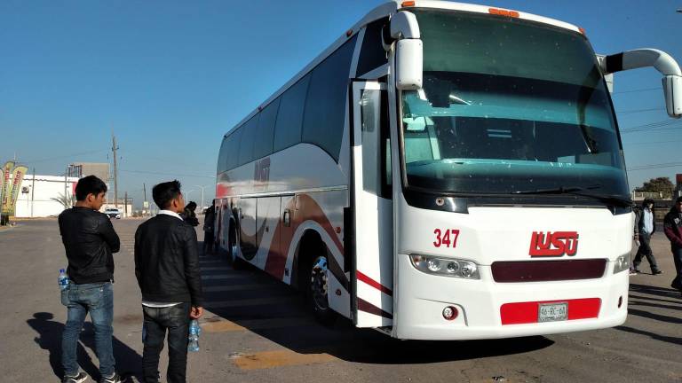 Hombres armados disparan contra autobús en ‘La Costerita’; una persona resulta herida