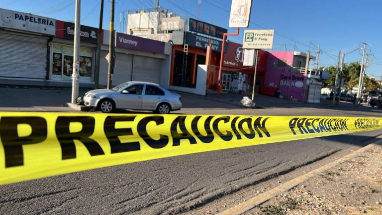 Asesinan a balazos a un policía municipal en la colonia Barrancos, en Culiacán