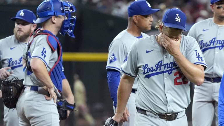 Kershaw sale por un dolor en el dedo del pie.