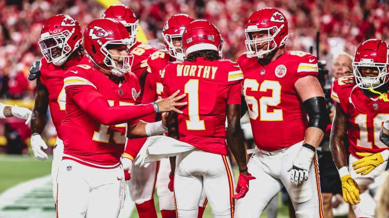 Chiefs saca emocionante victoria.