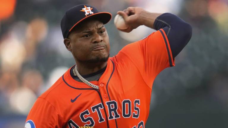 Astros estallan en la octava y se imponen en Detroit con joya de Valdez