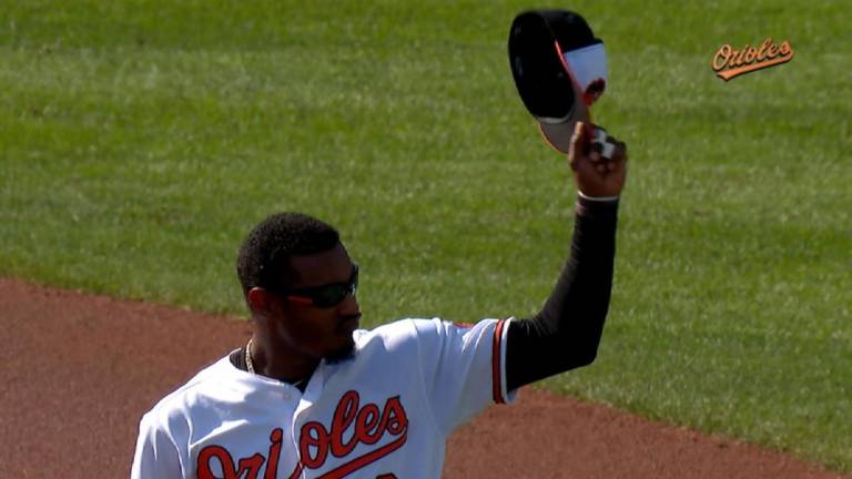 Adam Jones se retirará como integrante de los Orioles el 15 de septiembre.