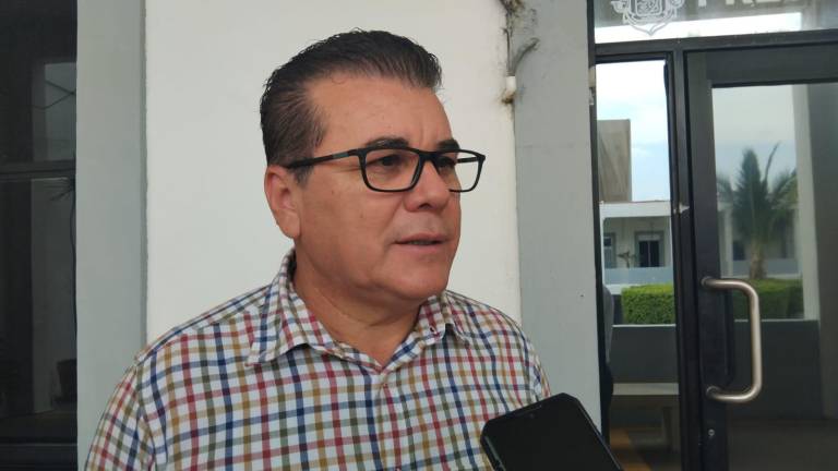 El Alcalde de Mazatlán Édgar González Zataráin confirma que llevarán pantalla a la colonia Montuosa para la pelea por la medalla de oro de Marco Verde.