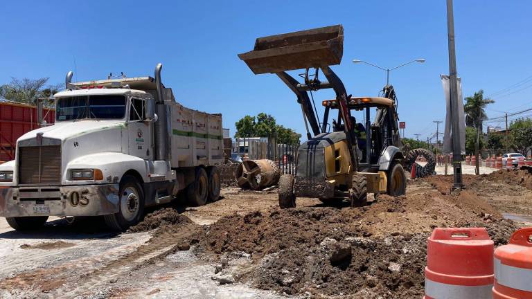 Gobierno de Sinaloa gasta $8 millones diarios en obra pública