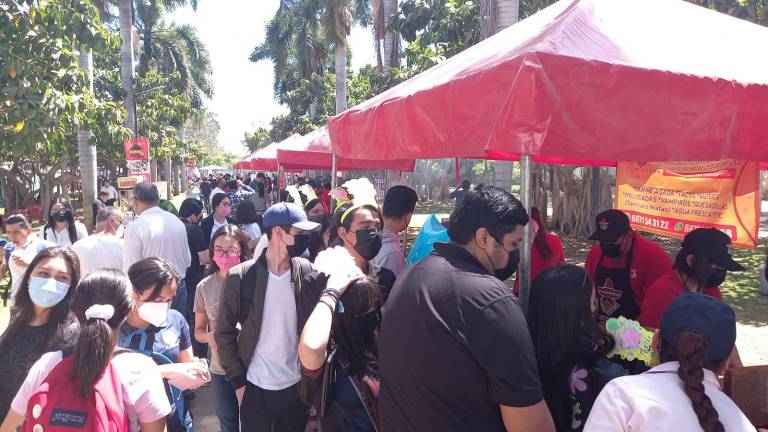 En Culiacán celebran el Día del Taco