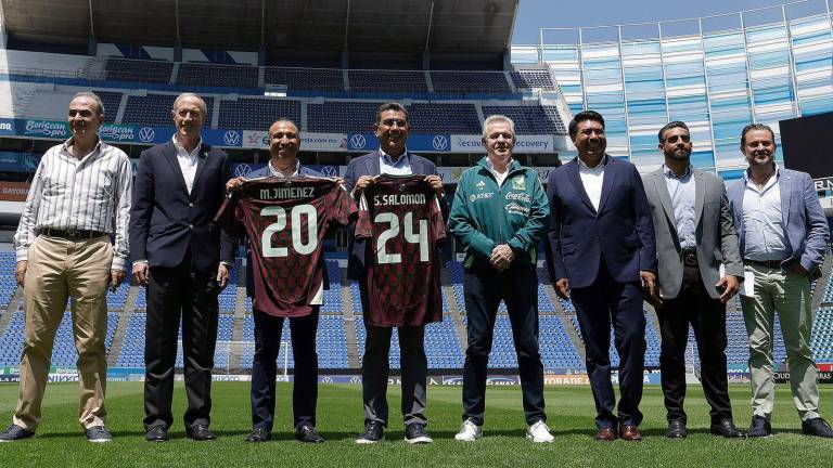 Javier Aguirre promete que habrá gente nueva en su convocatoria