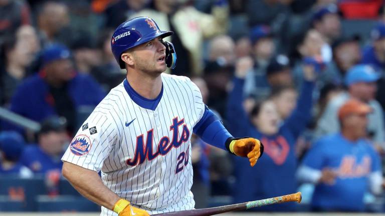 Pete Alonso suena fuerte para llegar a los Azulejos de Toronto.