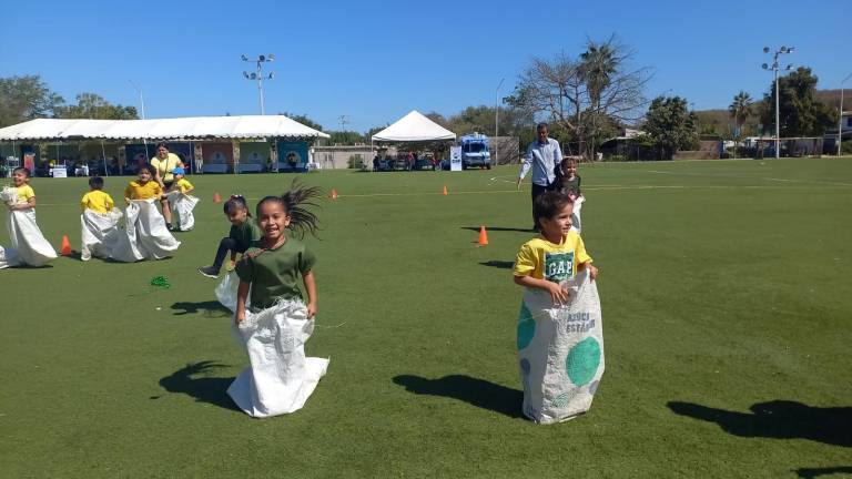 Realizan con éxito Jornada Deportiva en la Loma de Rodriguera