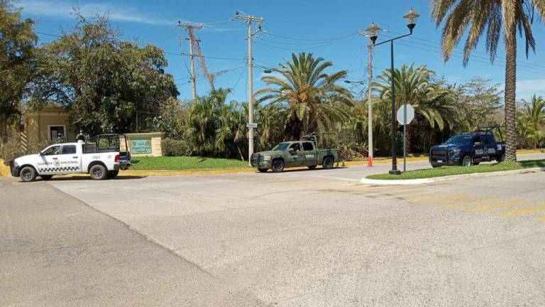 Elementos de Sedena y Policía Estatal Preventiva , durante recorridos de seguridad y vigilancia.