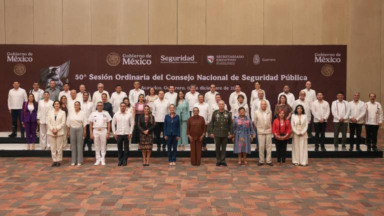 Reunión del Consejo Nacional de Seguridad Pública al que asistieron la mayoría de gobernadoras y gobernadores.