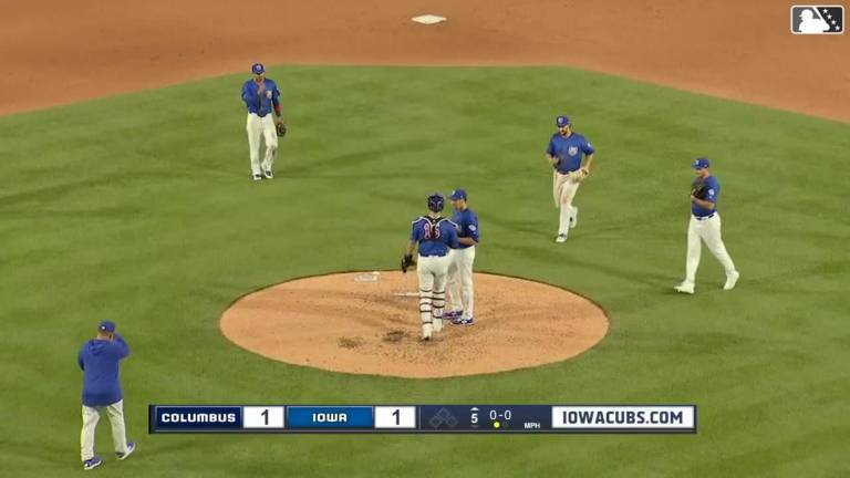 Kyle Hendricks regresa a la acción.