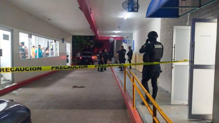 Joven ingresa a hospital de Culiacán tras recibir un balazo en la cabeza