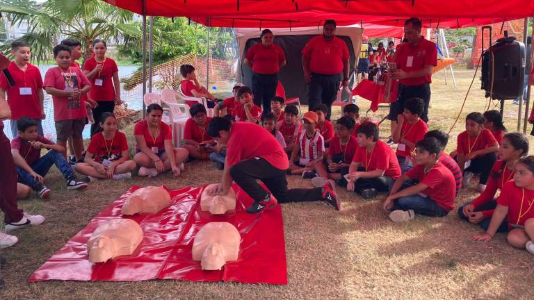 El curso taller que se llevó a cabo de las 16:00 a las 18:00 horas en el Parque Central de Mazatlán