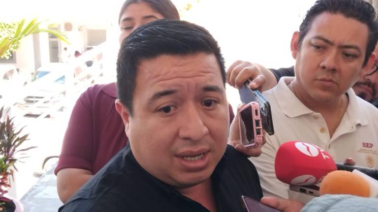 Llama funcionario a pagar agua y predial para que el Gobierno de Mazatlán cumpla con servicios