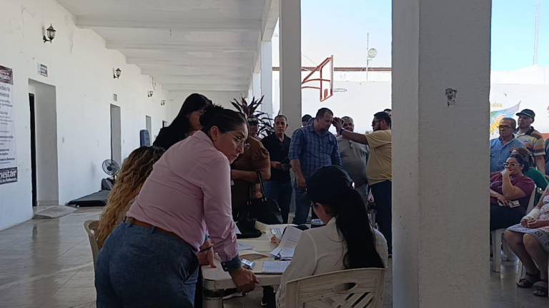 Algunos trabajadores sindicalizados se han encontrado con dificultades para participar en la votación.