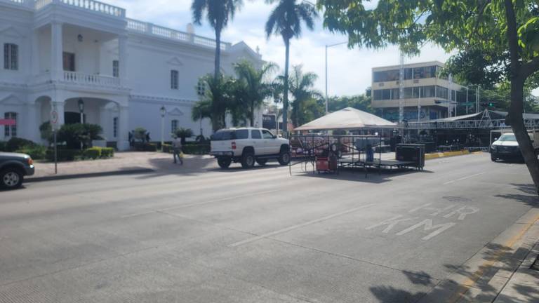 La Avenida Álvaro Obregón está cerrada en un tramo por el inicio del Festival Cultural Sinaloa 2024.