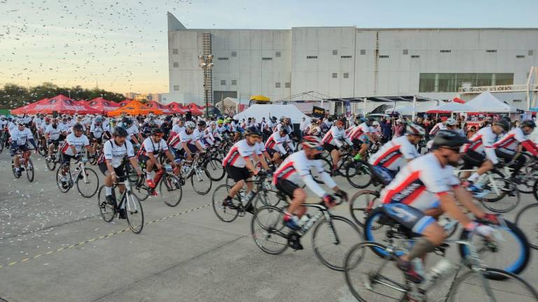 Multitudinaria participación en la edición 11 del Ciclotour Mazatlán