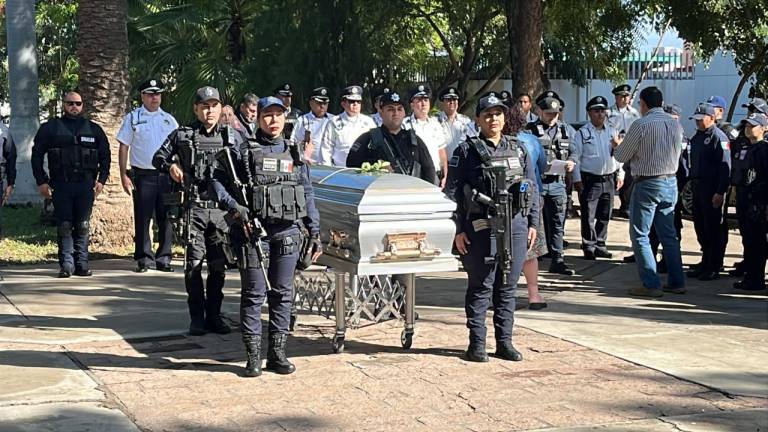 Realiza Seguridad Pública de Culiacán homenaje a policía caído; tenía 25 años de servicios