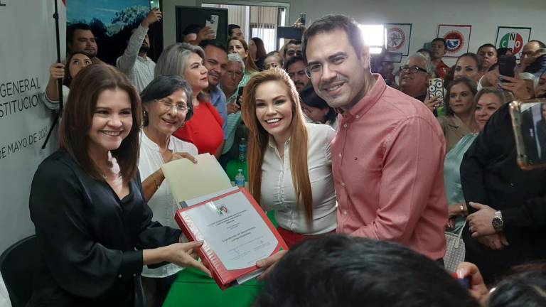 Se registran Paola Gárate y Nubia Ramos por la dirigencia del PRI Sinaloa