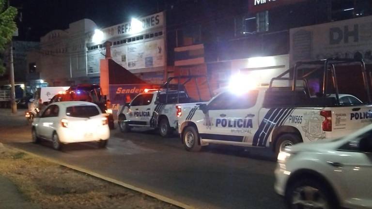 Deja noche del lunes atentado en gimnasio de Mazatlán e incendio de un vehículo en Culiacán