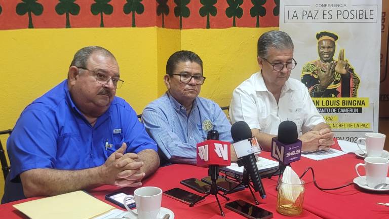 Conferencia de prensa de Club Rotario Culiacán para dar a conocer la conferencia La paz es posible.