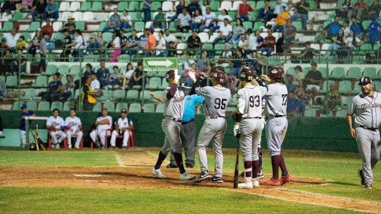 Tomateros de Culiacán saca su segunda victoria del torneo.