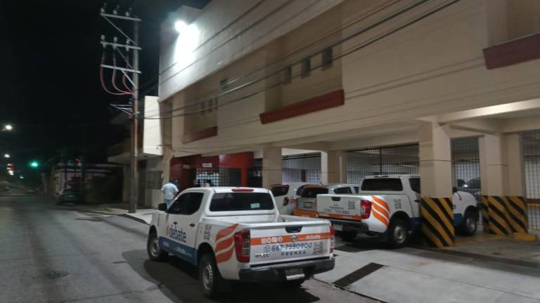 Las oficinas de El Debate en Culiacán fueron baleadas este jueves, en medio de una jornada de violencia en la ciudad.