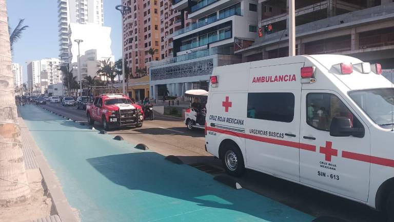 La salida de Gustavo Espinoza como comandante del Escuadrón de Salvamento Acuático se realizó tras el ahogamiento de un turista el pasado jueves en Mazatlán.