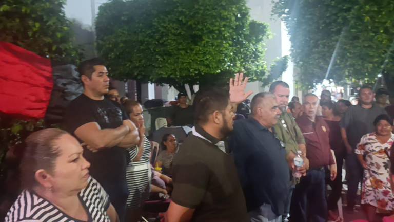 Los trabajadores deberán presentarse el domingo al Tribunal para votar.