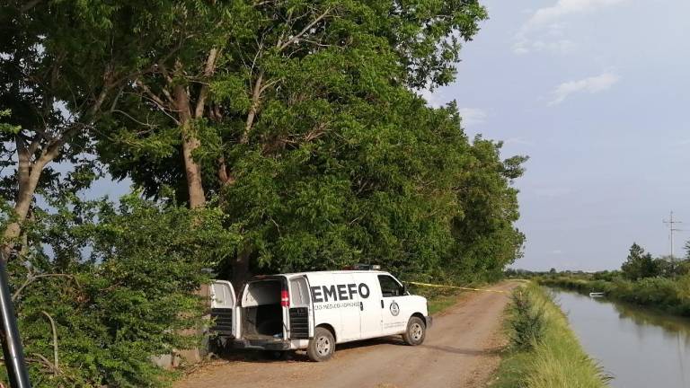 El reporte se realizó a las 16:00 horas de este miércoles, cuando el cuerpo fue localizado en el interior del canal de riego.