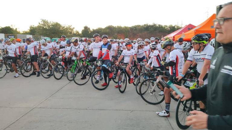 Multitudinaria participación en la edición 11 del Ciclotour Mazatlán