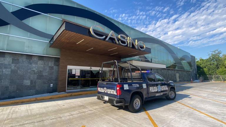 Sustraen cajero automático del interior de un casino en Culiacán