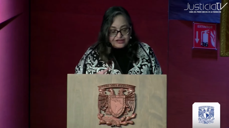 Durante la inauguración del Congreso Iberoamericano de Derecho Constitucional, la Ministra Piña tomó la palabra para defender la independencia judicial.