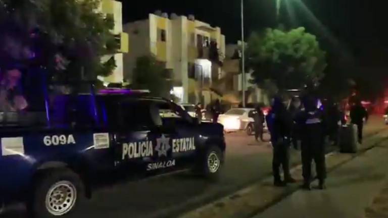 Amedrenta Policía Estatal a periodista en Alturas del Sur