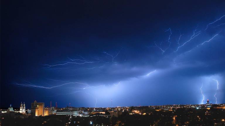 Tormenta sobre Culiacán, foto: Nacho Cueto.