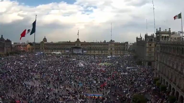 AMLO reúne a miles en el 85 aniversario de la Expropiación Petrolera