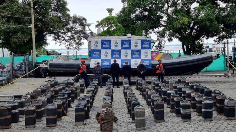 El operativo donde interceptaron un submarino con 3 toneladas de clorhidrato de cocaína fue implementado de la Armada de Colombia y la Fuerza Aérea.