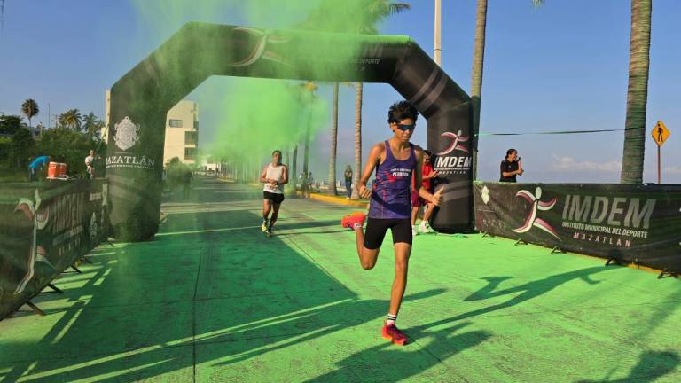 Vuela ‘Pájaro’ Rosales en la Carrera Cobaes Píntate de Verde