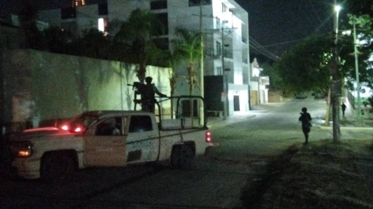 Militares atendieron el ataque a un inmueble la tarde de este miércoles en la colonia Colinas de San Miguel.