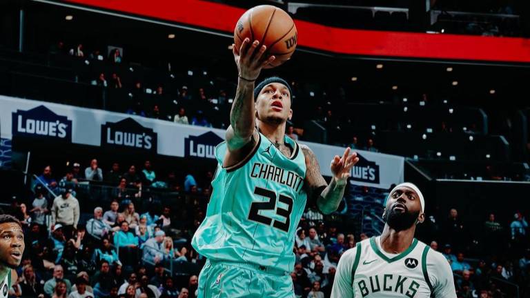 LaMelo Ball y los Hornets superan el primer triple-doble de Antetokounmpo y vencen a Bucks