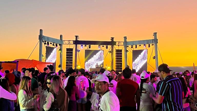 Vive la experiencia del Sunset Paradise en Mazatlán