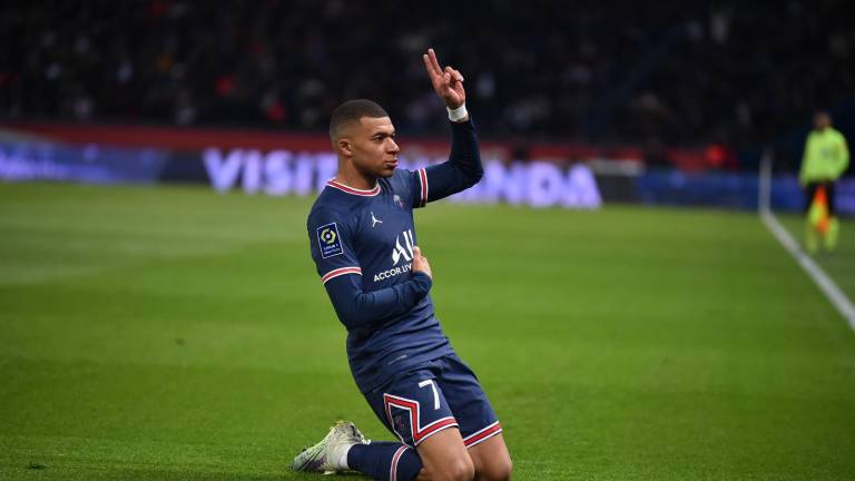 Mbappé no tiene límites, doblete en goleada del PSG al Lorient